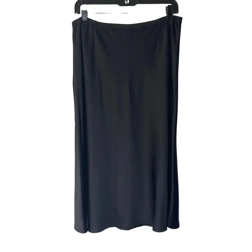 Chicos Woman’s Black Satin Midi Skirt SZ 1.5 Classic Modest Minimalist